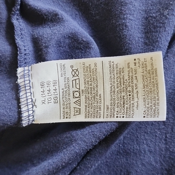 Kids Old Navy TShirt - Picture 5 of 5